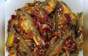 ငါးဘဲဖြူငရုတ်သီးကြော်